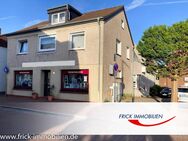 Wohn- und Geschäftshaus - 2 große Einheiten - Komplett frei verfügbar - Oldenburg (Holstein)