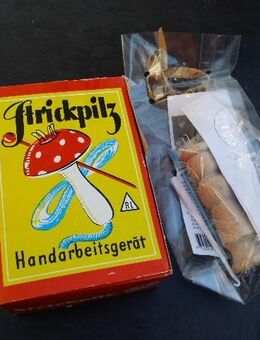 Strickliesel Holz Panduro Hobby neu + Vintage Strickpilz, unbenutzt, 2 Handarbeitsgeräte zusammen 5,- - Flensburg