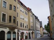 Gemütliches 1-Zimmer-Dachgeschossappartement mit kleiner Loggia und toller Aussicht in Passau-City - Passau