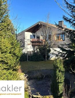 Stilvolles Mehrfamilienhaus mit 6 Wohneinheiten in bester Lage in Hof - Hof