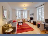 Möbliert: Sehr helle Wohnung mit großer Wohnküche - München