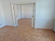Renovierte 5-Zimmer-Wohnung mit Einbauküche und 2 Balkone - Innenstadtlage - Weiden (Oberpfalz) Zentrum