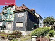 Doppelhaushälfte mit Scheune, schönem Garten und 2 Garagen - Frankenblick