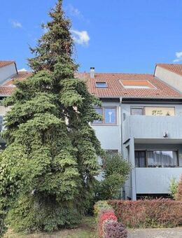 3-Zimmer-Wohnung in ruhiger Zentrumslage mit Loggia - Lampertheim