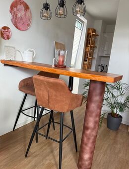 Bartisch mit 2 Stühlen - Hamburg