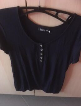 SHIRT MIT KNOPFLEISTE BLOUSIGER SCHNITT -NEU- GRÖSSE 38 - Großostheim