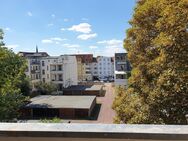 Gemütliche Wohnung mit Balkon, Abstellraum und Stellplatz möglich - Magdeburg