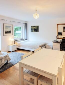 Haidhausen: Ruhiges 1-Zimmer-Hochparterre mit kleinem Garten -bald frei - München