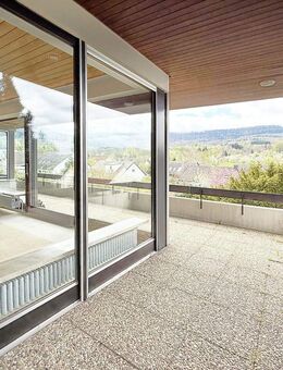 ARCHITEKTUR TRIFFT IDYLLE! TOLLE VILLA MIT WELLNESSBEREICH UND VIEL POTENTIAL - Mössingen