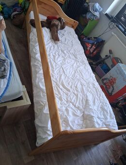 Bett mit Lattenrost - Zittau