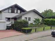 in bester Wohnlage freistehendes Einfamilienhaus mit Garage + ohne Maklerkosten + - Friedrichsdorf