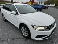 VW Passat Variant 2.0 TDI *DSG*Navi*LED-Scheinwerfe - Boxberg (Baden-Württemberg)