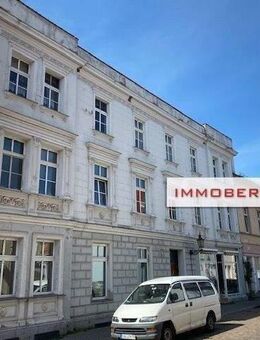IMMOBERLIN.DE - 11 fach! Klassisches Wohn- & Geschäftshaus in exzellenter Lage - Havelberg