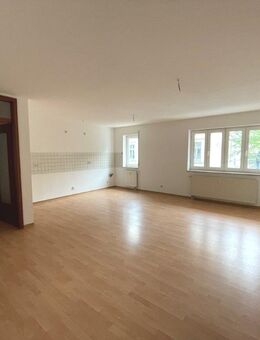 +++ Helle 2 Zimmer-Wohnung mit offener großer Küche +++ - Plauen