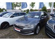 Skoda Superb Combi Style 2.0 TDI+el. Panoramadach+Navi+Rückfahrkamera - Marktredwitz