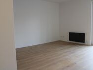 Luxuriös kernsanierte 2 Zimmer Wohnung mit moderner Ausstattung und idealer Lage in 69190 Walldorf - Walldorf (Baden-Württemberg)