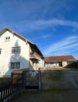 "HOFSTELLE FÜR MEHRERE GENERATIONEN" - Langenpreising
