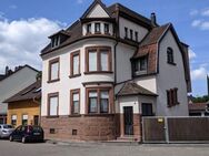 Zweifamilienhaus (Mehrgenerationenhaus) in zentraler, ruhiger Lage mit Garagen und Garten - Ludwigshafen (Rhein)