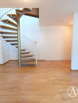 Bezugsfreie Maisonette-Wohnung mit Fahrstuhl im 2. Hinterhof in Berlin-Mitte - Berlin