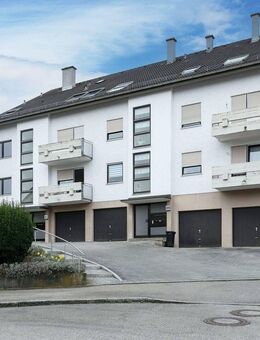 -Sonnentage im eigenen Garten- charmante 2,5-Zi.- Wohnung im Hochparterre - Elchingen
