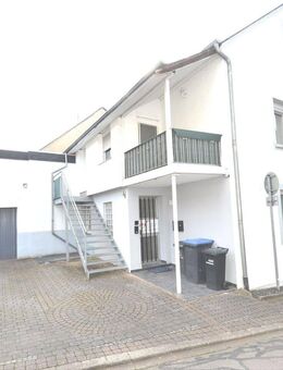 Zweifamilienhaus mit Garage, Garten und guter Anbindung nach Trier & Luxemburg - Kenn