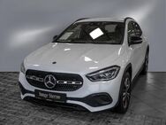 Mercedes GLA 180, NIGHT PROGRESSIVE SPUR, Jahr 2022 - Itzehoe