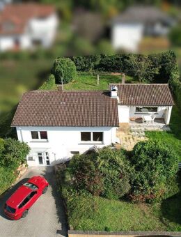 Freistehendes Einfamilienhaus in Hargesheim mit großem Garten & Garage - ab sofort bezugsfrei - Hargesheim