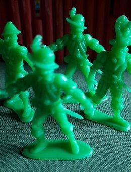 4 seltene, alte Spielfiguren aus den 60er Jahren - Niederfischbach