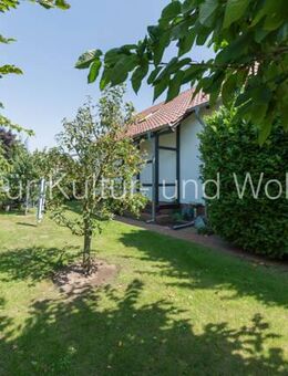 SfKW - Großzügiges Einfamilienhaus - 230 m2 Wohnfläche - Garage - Doppel-Carport - 800 m2 Grundstücksgröße - nahe Landgasthof Lostau - Möser