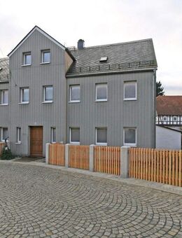 Sanierungsbedürftiges Einfamilienhaus - Schönbach (Sachsen)