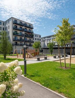 MAIER - Neues Sendling: 2 Zi-DG-Whg. mit EBK, Balkon, Aufzug ,TG,U-Bahnlage! - München