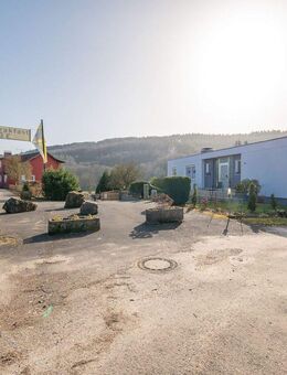 REMAX - Der Holsthumer Bornweg liegt mit einem Investoren-/Eigentums-Komplex in Reichweite von Irrel - Holsthum