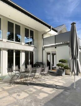 Repräsentative Villa in ruhiger Lage von Bad Homburg-Dornholzhausen - Bad Homburg (Höhe)