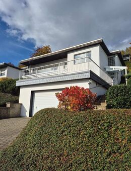 Schönes Zweifamilienhaus mit herrlichem Panorama-Ausblick - Lüdenscheid