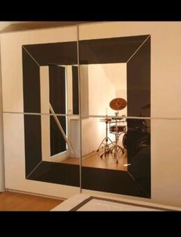 Kleiderschrank - Celle