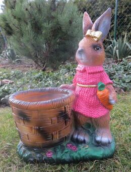 Dekofigur Hase mit großen Eierkorb Gartendeko Figur - Hergisdorf