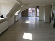 Im Herzen von Zirndorf - großzügige, top renovierte 3,5-Zi.-Maisonettewohnung mit traumhafter Dachterrasse - Zirndorf