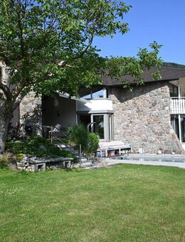 Exclusive Villa mit traumhaftem Garten und neu renoviertem Aussenpool - Wehr (Baden-Württemberg)