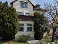 Großzügige 5-Zimmer Wohnung mit Kamin, eigener Terrasse und Gartenanteil in ruhiger Lage - Dresden