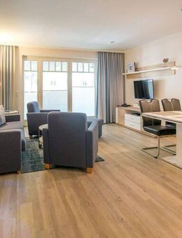 Neuwertiges, modernisiertes Komfort-Plus-Apartment - elegant am Park, nahe dem Meer - Binz (Ostseebad)