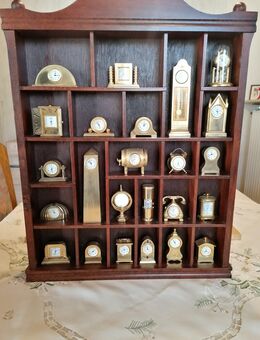 24 Miniatur Uhren aus Messing - Bremen