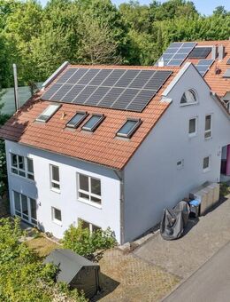 Solide Investition: 3-Familienhaus zur freien Verfügung - Remseck (Neckar)