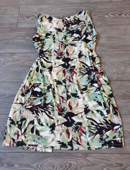 Damen Sommerkleid mit Trägern (Muster) Gr.M Bunt , hinten zum Zubinden **Anschauen** - Köln