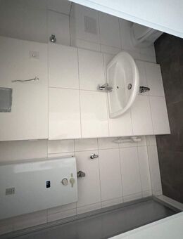 Moderne 2-Zimmer-Wohnung mit Balkon und Aufzug im Herzen von Hagen - Bilder folgen! - Hagen (Stadt der FernUniversität)