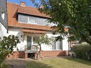 Peine OT Handorf / Attraktives Einfamilienhaus mit Nebengebäuden und großem Grundstück ! - Peine