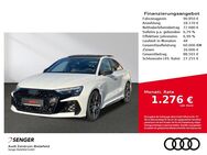 Audi RS3, Limousine 280 km h, Jahr 2022 - Bielefeld