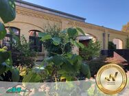 Toller Bungalw mit Kamin Fußbodenheizung Einbauküche überdachtem Atrium Terrasse und schönem Garten - Leipzig