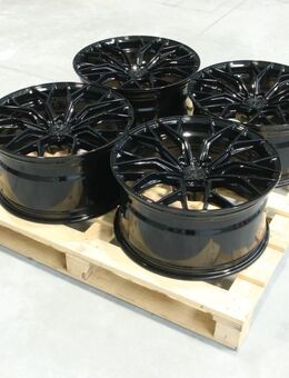 Set-CVR#80 – Japan Racing CVR1 Felgenset - Neuhaus (Inn)