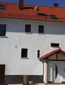 Kapitalanlage oder Mehrgenerationenhaus - vielseitiges Wohnhaus in Bestlage - Erkenbrechtsweiler