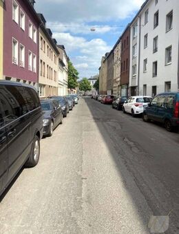 Helle 3-Zimmer in Krefeld -Wohlfühlen mit Balkon und Charme - Krefeld